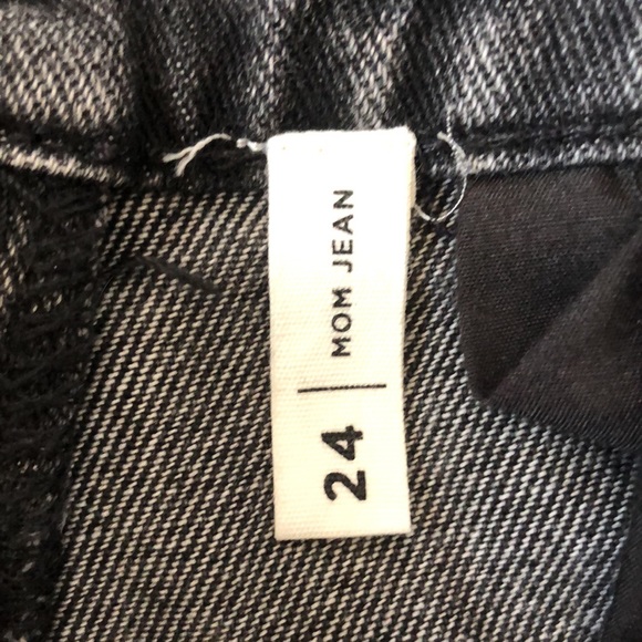 PACSUN Black Distressed Denim Jeans Size 24x27 Mom Jean Cut! - Picture 5 of 6